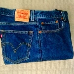 Levi's 505 Regular Fit Men's Jeans